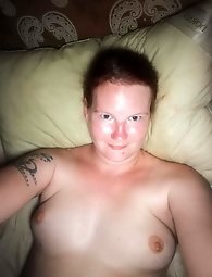 Flexible granny is revealing her knocker