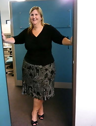 Erotic cutie gets ready for anything