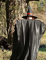 Flexible mature granny is getting nude on pictures