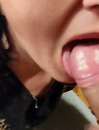 Mature strumpet is getting nude