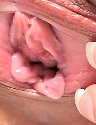 Elegant-looking older dame likes to take part in porn